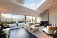       Ennismore Gardens