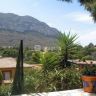    () - 176.000 EUR -  (5)