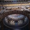 view up to the Cupola left after entering the main entrance