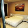 2      1.600.000 EUR (28)