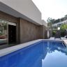 2      1.600.000 EUR (94)