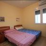    .  - 242.000 EUR -  (9)