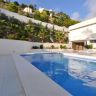 2      1.600.000 EUR (108)