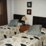      - 242.000 EUR -  (3)