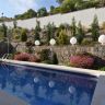 2      1.600.000 EUR (92)